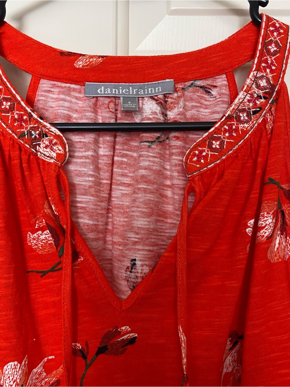 Daniel Rainn Red Floral Tie-Neck Peasant Top